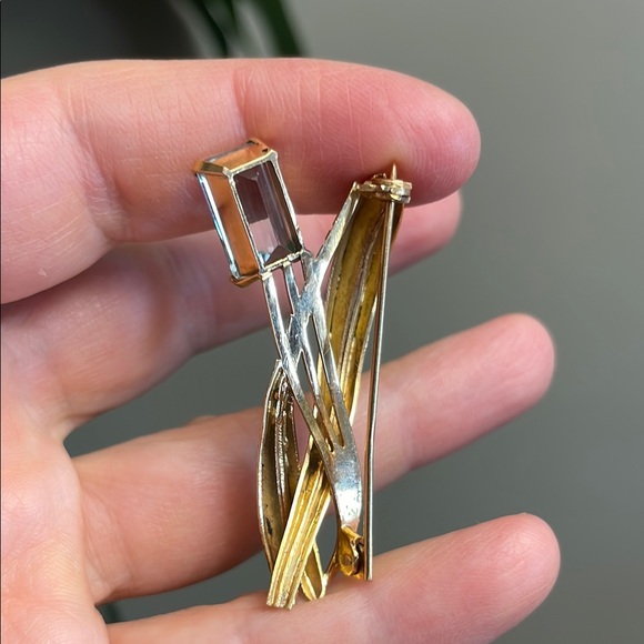 Vintage 1980s Costume Jewellery Gold Tone Pin Blue Gemstone Brooch Jewelry - Picture 5 of 9